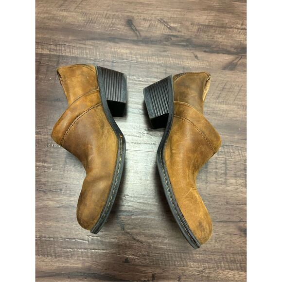 BOC Born Shoes Camel Brown Oiled Nubuck Distressed Leather Shooties, Sz 8.5 - Picture 9 of 9